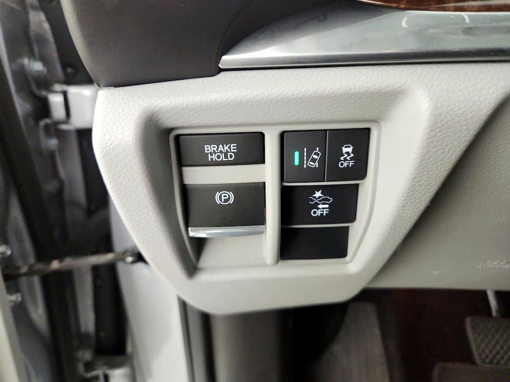 used 2020 Acura MDX car, priced at $27,998