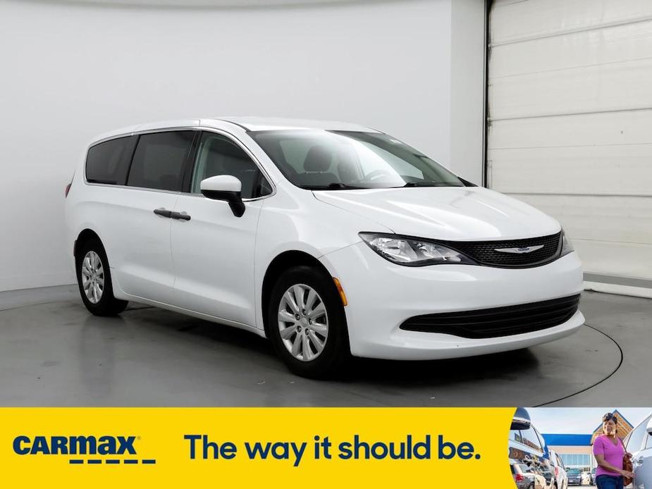used 2019 Chrysler Pacifica car, priced at $26,998