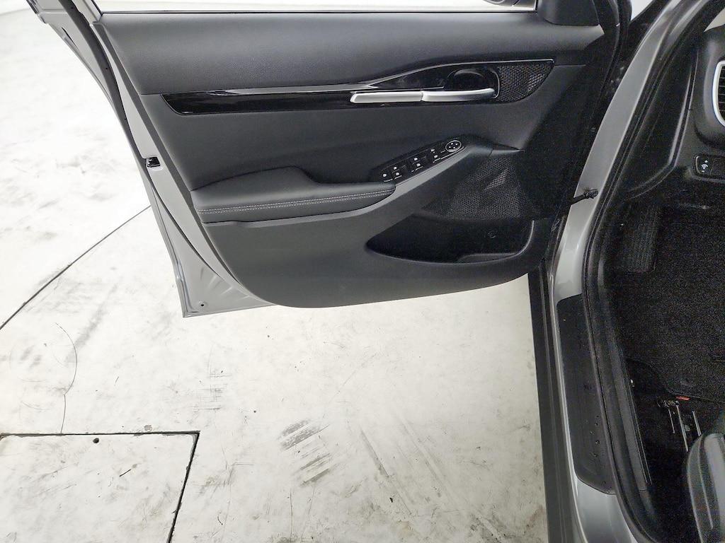used 2024 Kia Seltos car, priced at $24,998