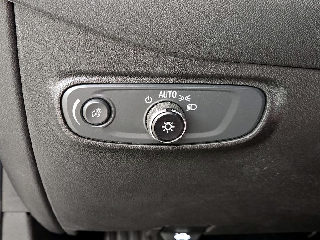 used 2023 Chevrolet Equinox car, priced at $21,998