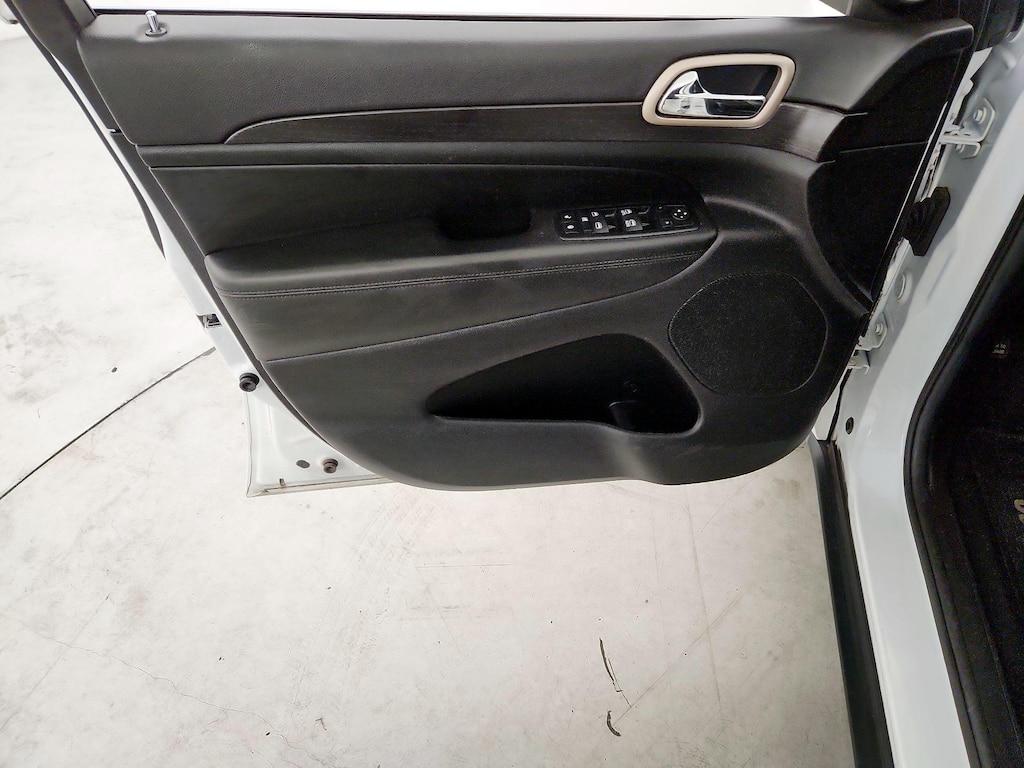 used 2014 Jeep Grand Cherokee car, priced at $15,998
