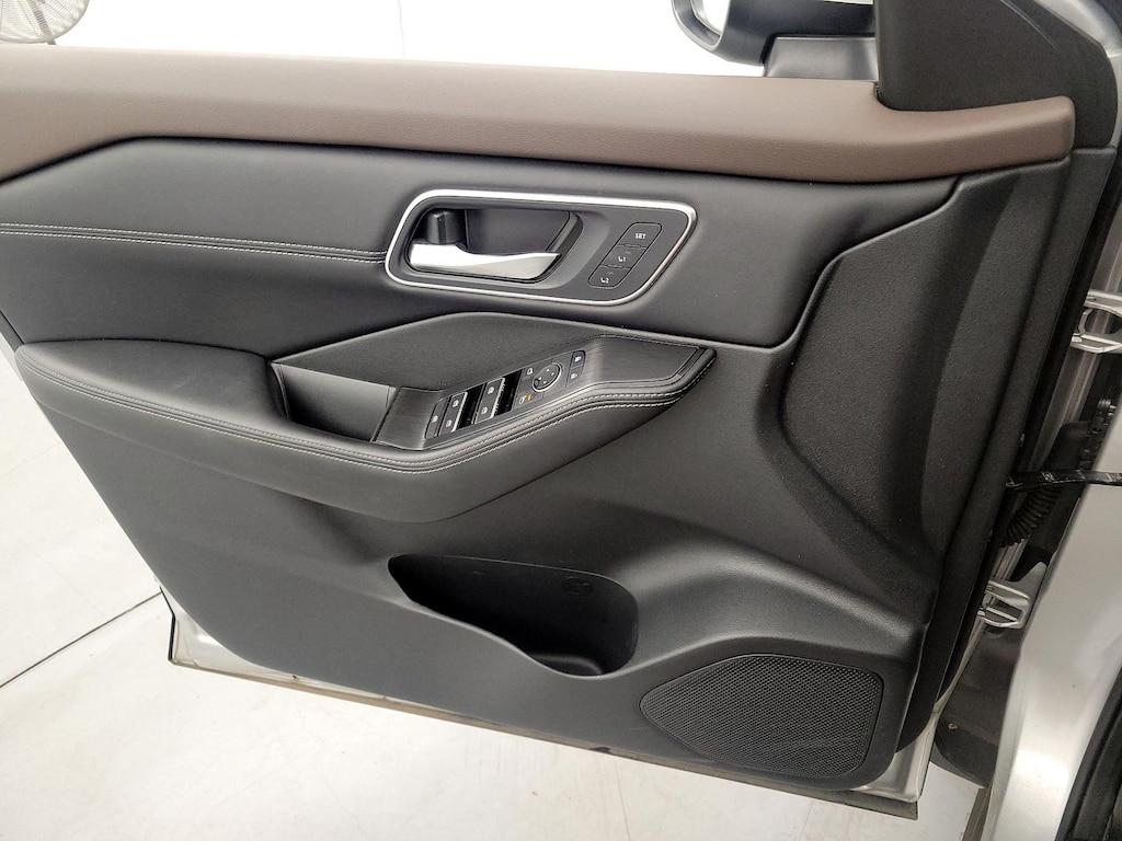used 2021 Nissan Rogue car, priced at $25,998