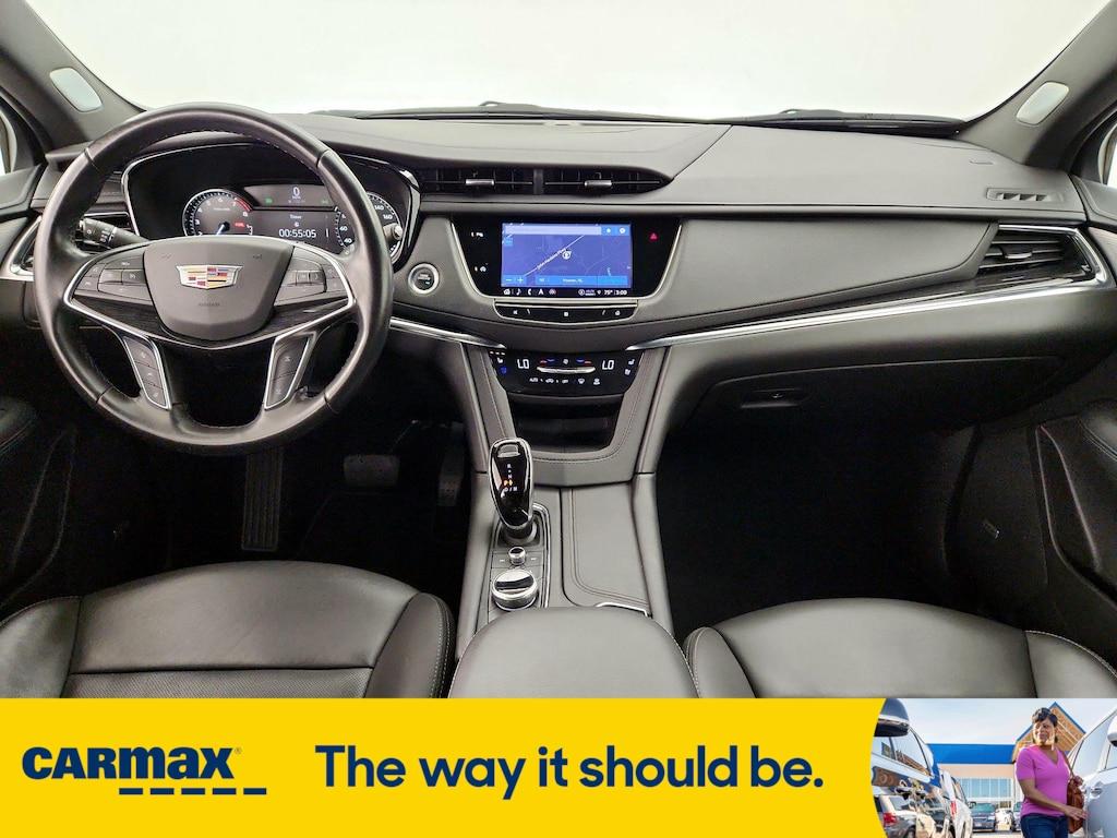used 2021 Cadillac XT5 car, priced at $29,998