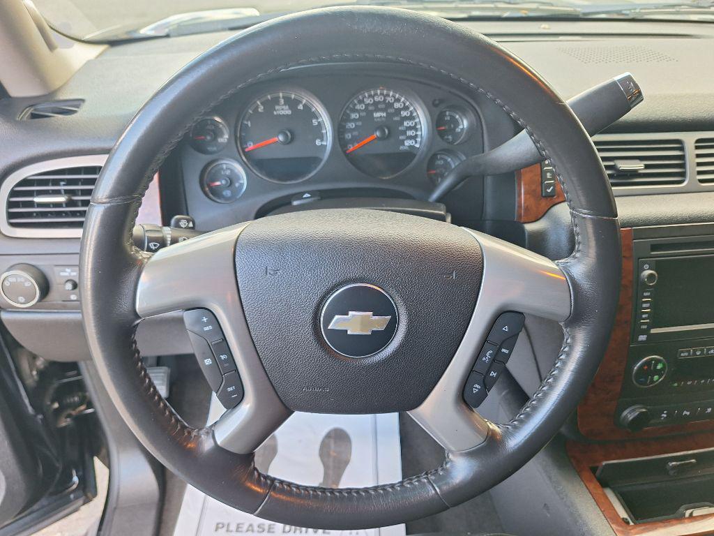 used 2010 Chevrolet Avalanche car, priced at $13,999