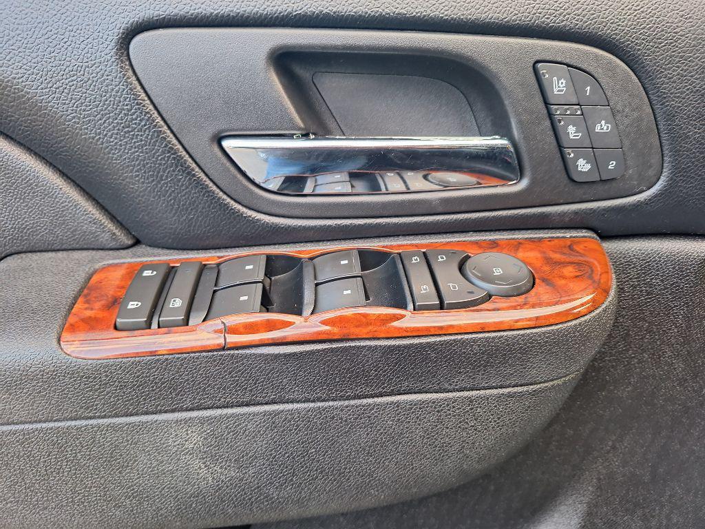 used 2010 Chevrolet Avalanche car, priced at $13,999