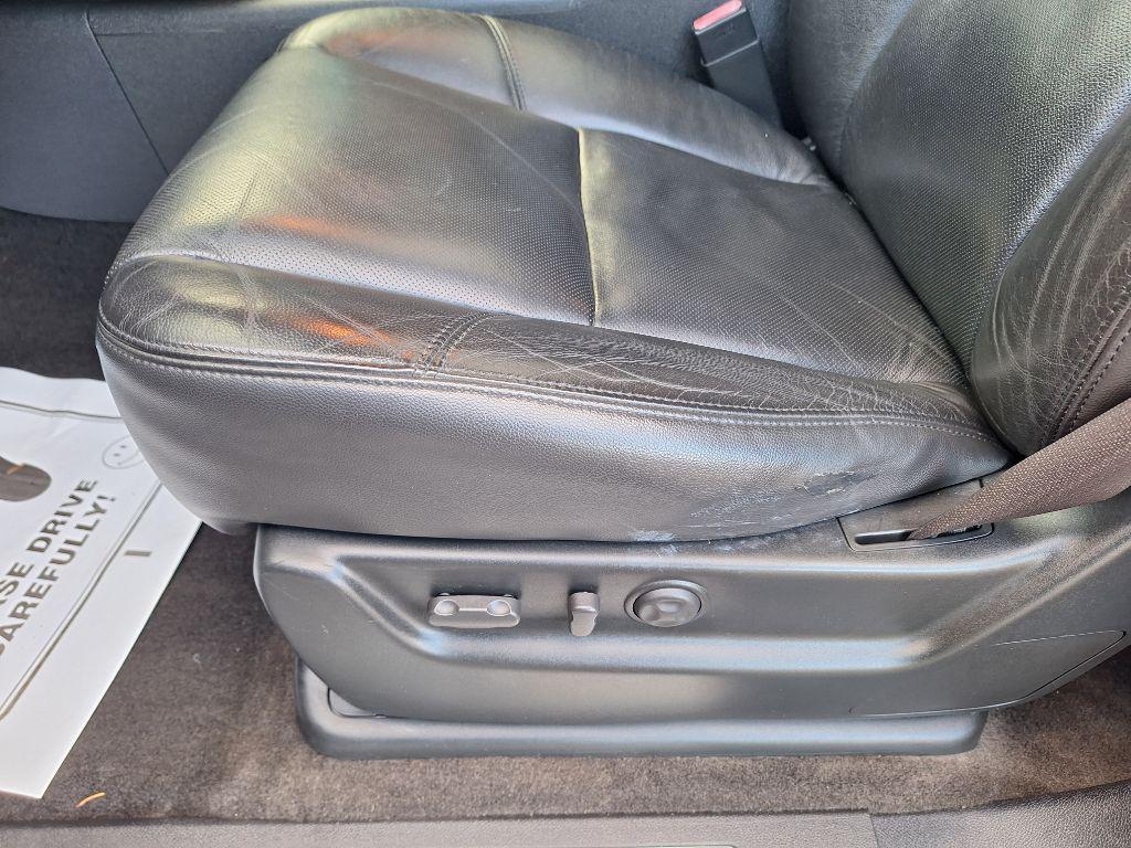 used 2010 Chevrolet Avalanche car, priced at $13,999