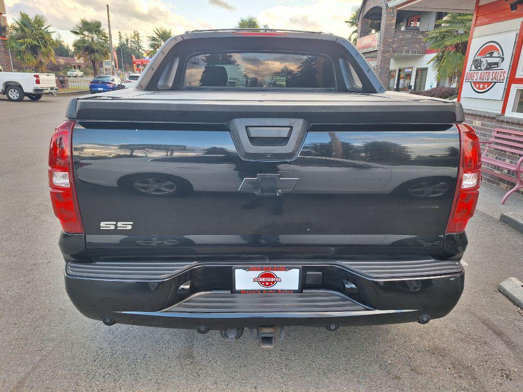 used 2010 Chevrolet Avalanche car, priced at $13,999