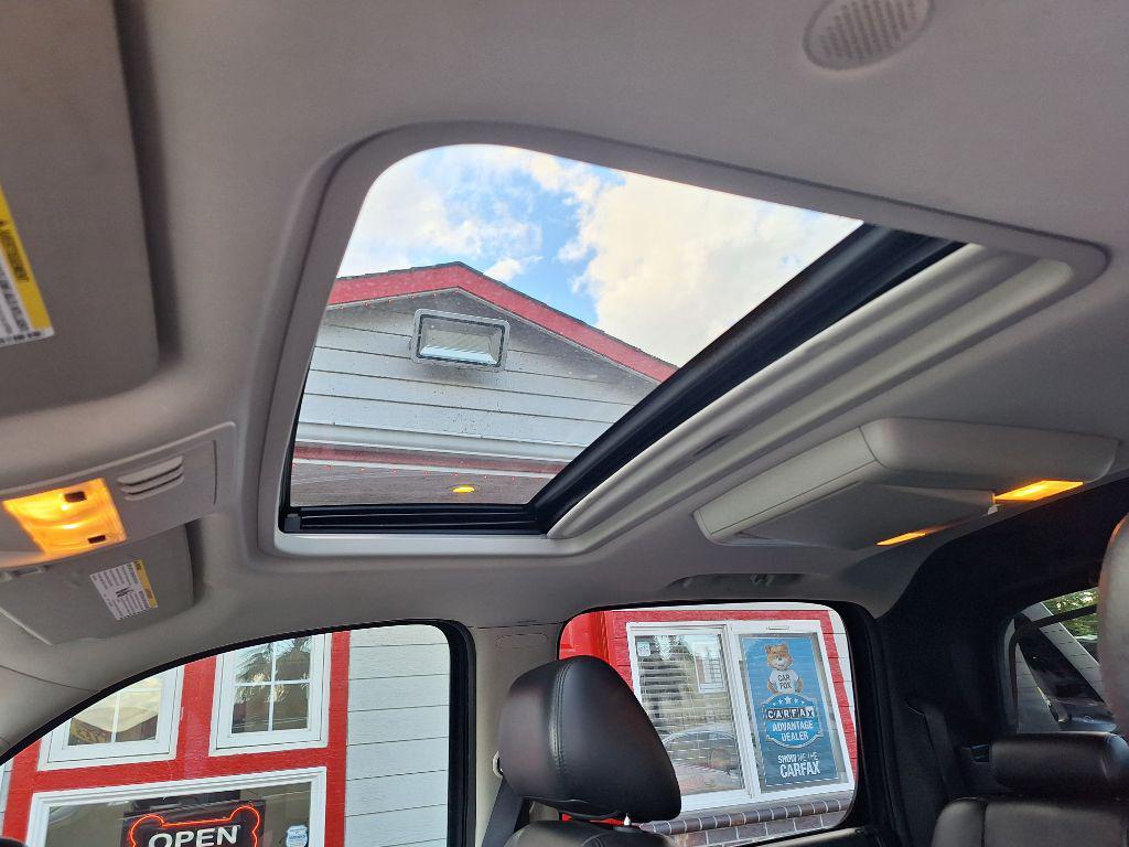 used 2010 Chevrolet Avalanche car, priced at $13,999