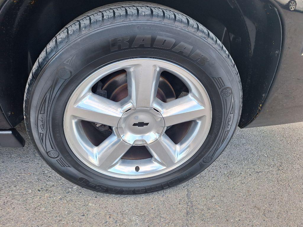 used 2010 Chevrolet Avalanche car, priced at $13,999