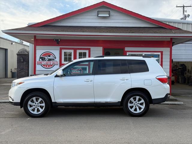 used 2013 Toyota Highlander car, priced at $11,990