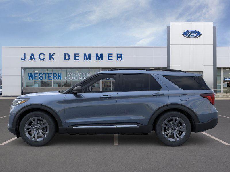 new 2025 Ford Explorer car, priced at $46,796