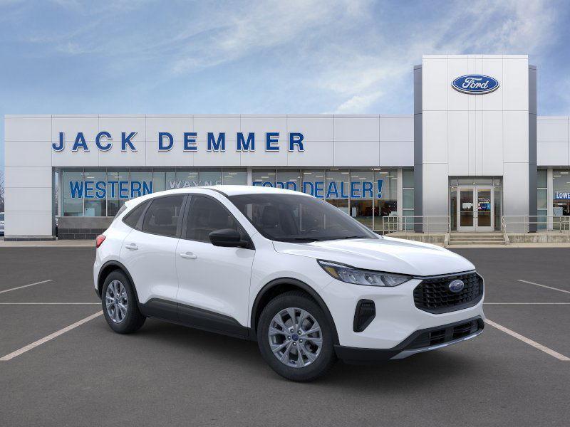 new 2025 Ford Escape car, priced at $31,030