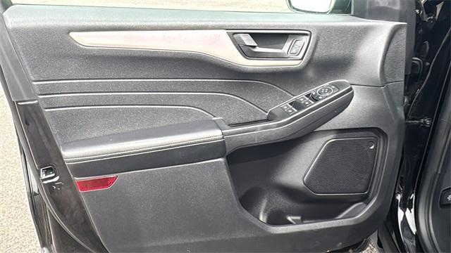 used 2022 Ford Escape car, priced at $22,026