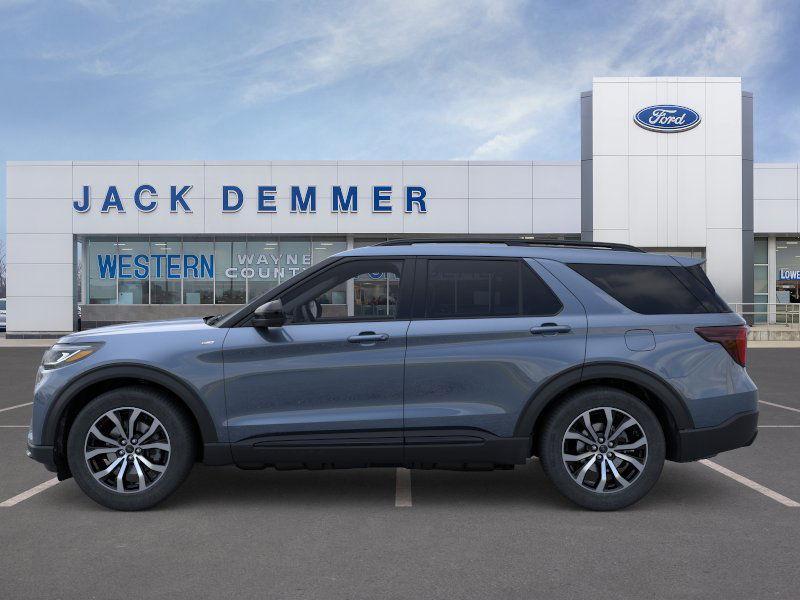 new 2025 Ford Explorer car, priced at $45,774