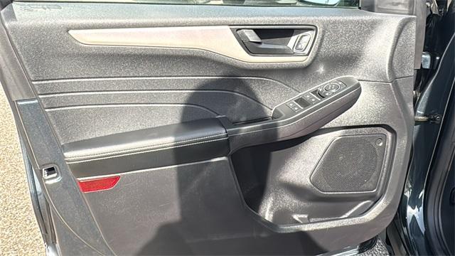 used 2022 Ford Escape car, priced at $23,998