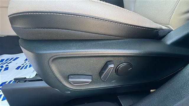 used 2022 Ford Escape car, priced at $24,256