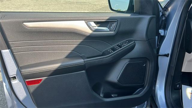 used 2022 Ford Escape car, priced at $24,256