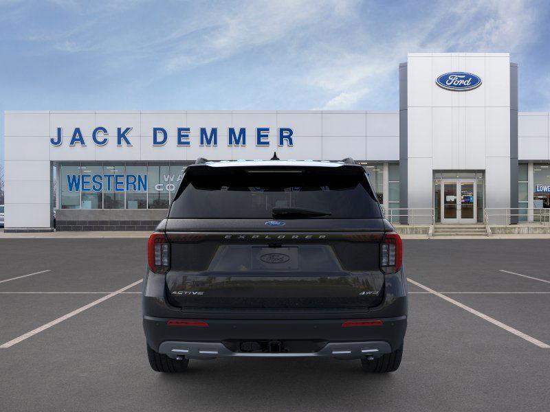 new 2025 Ford Explorer car, priced at $45,229