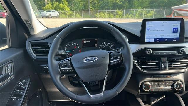used 2022 Ford Escape car, priced at $23,156