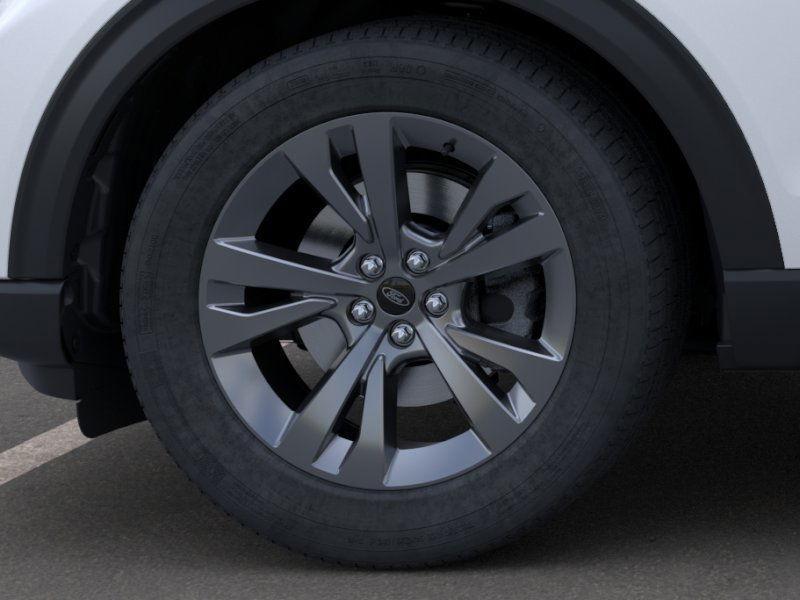 new 2025 Ford Explorer car, priced at $47,065