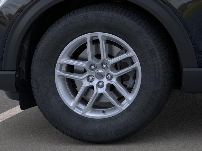 new 2025 Ford Explorer car, priced at $40,564