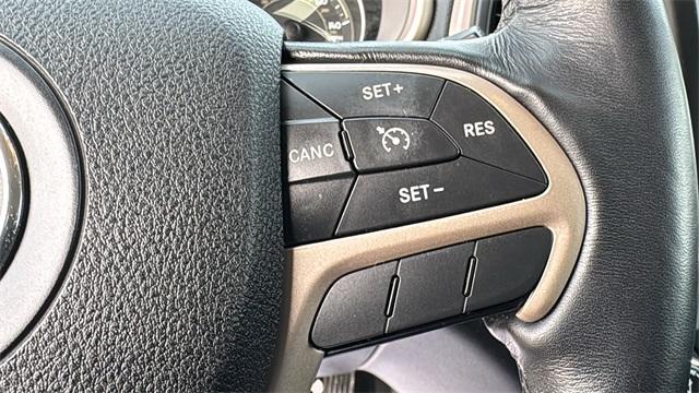 used 2016 Jeep Cherokee car, priced at $9,689