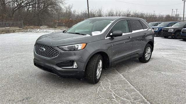 used 2024 Ford Edge car, priced at $33,998