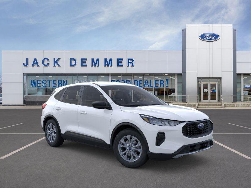 new 2025 Ford Escape car, priced at $30,732