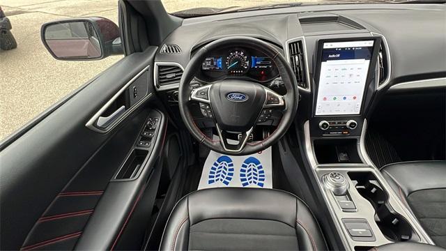 used 2024 Ford Edge car, priced at $34,998