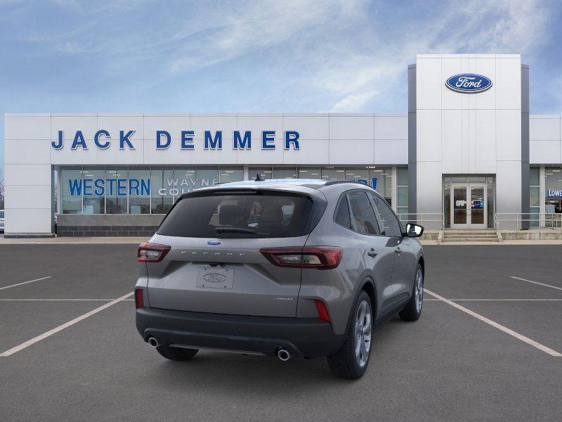 new 2025 Ford Escape car, priced at $31,400