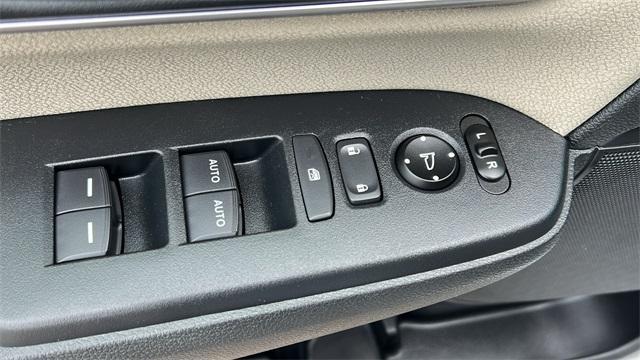 used 2020 Honda CR-V car, priced at $24,556