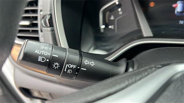 used 2020 Honda CR-V car, priced at $24,556