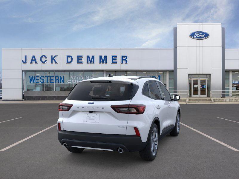 new 2025 Ford Escape car, priced at $30,402