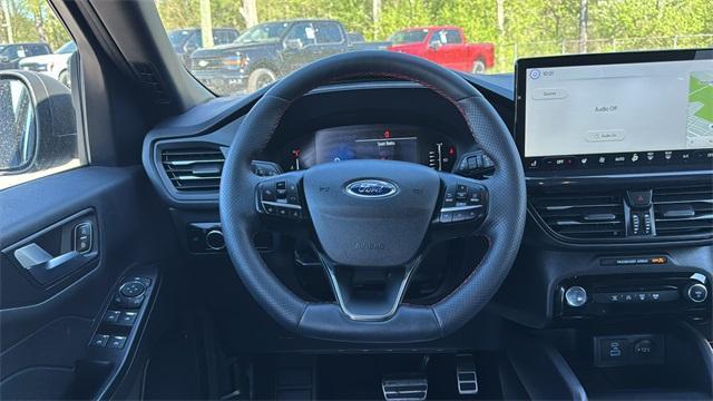 used 2023 Ford Escape car, priced at $26,889