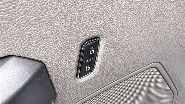 used 2021 Ford F-350 car, priced at $43,998