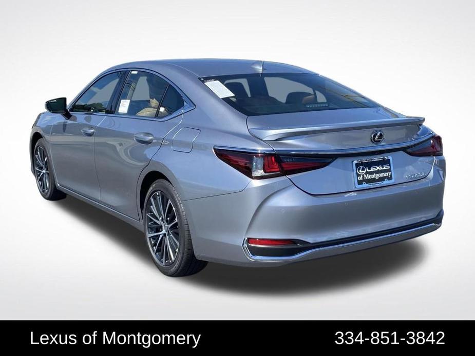 new 2025 Lexus ES 300h car, priced at $51,309