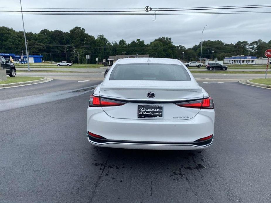 new 2024 Lexus ES 300h car, priced at $54,815