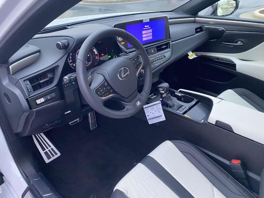 new 2024 Lexus ES 300h car, priced at $54,795