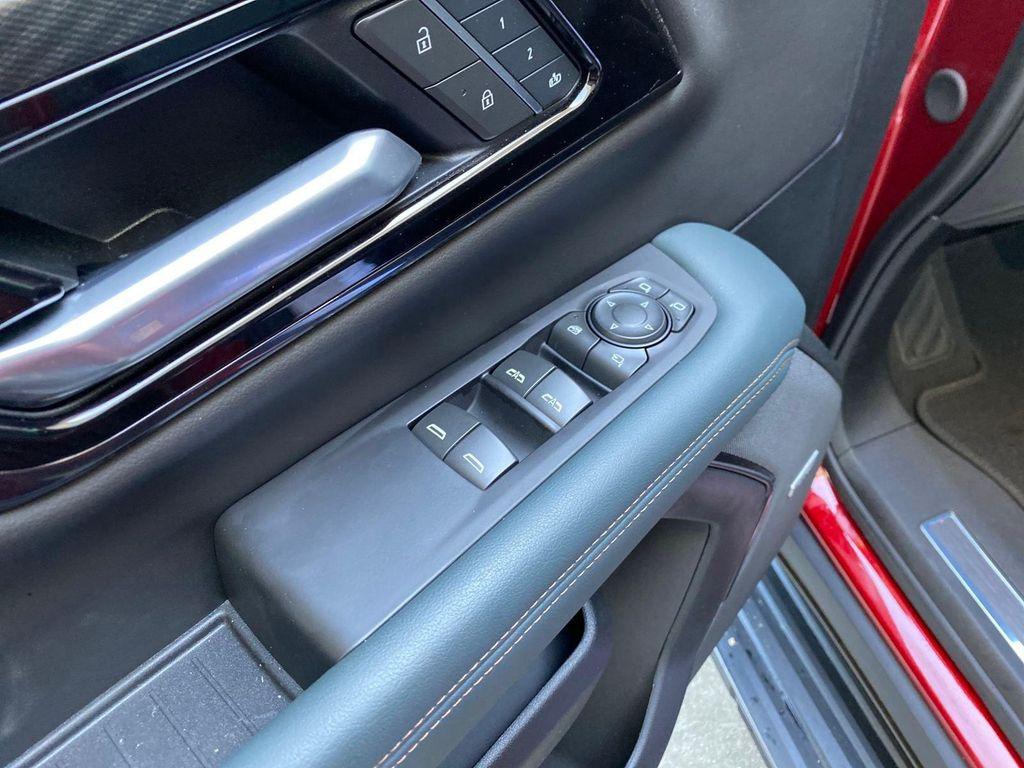 used 2025 GMC Yukon XL car, priced at $76,649