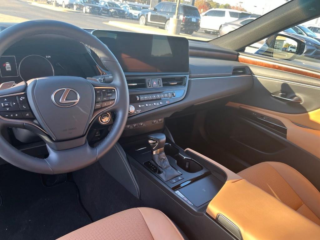 used 2023 Lexus ES 300h car, priced at $42,712