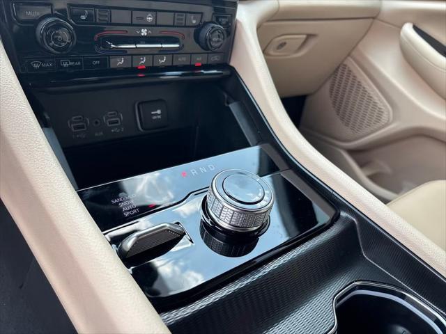 used 2024 Jeep Grand Cherokee car, priced at $39,830