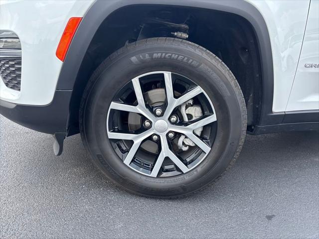 used 2024 Jeep Grand Cherokee car, priced at $39,830