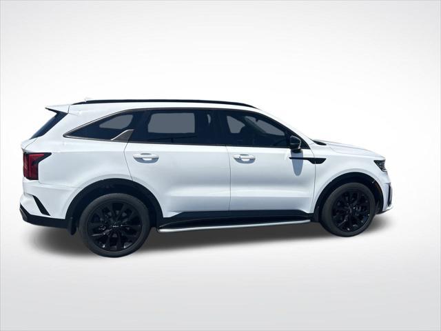 used 2022 Kia Sorento car, priced at $26,821