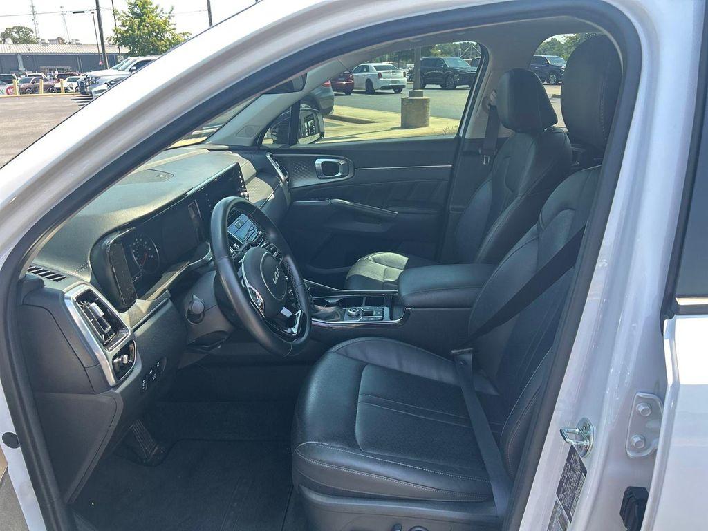 used 2022 Kia Sorento car, priced at $26,821