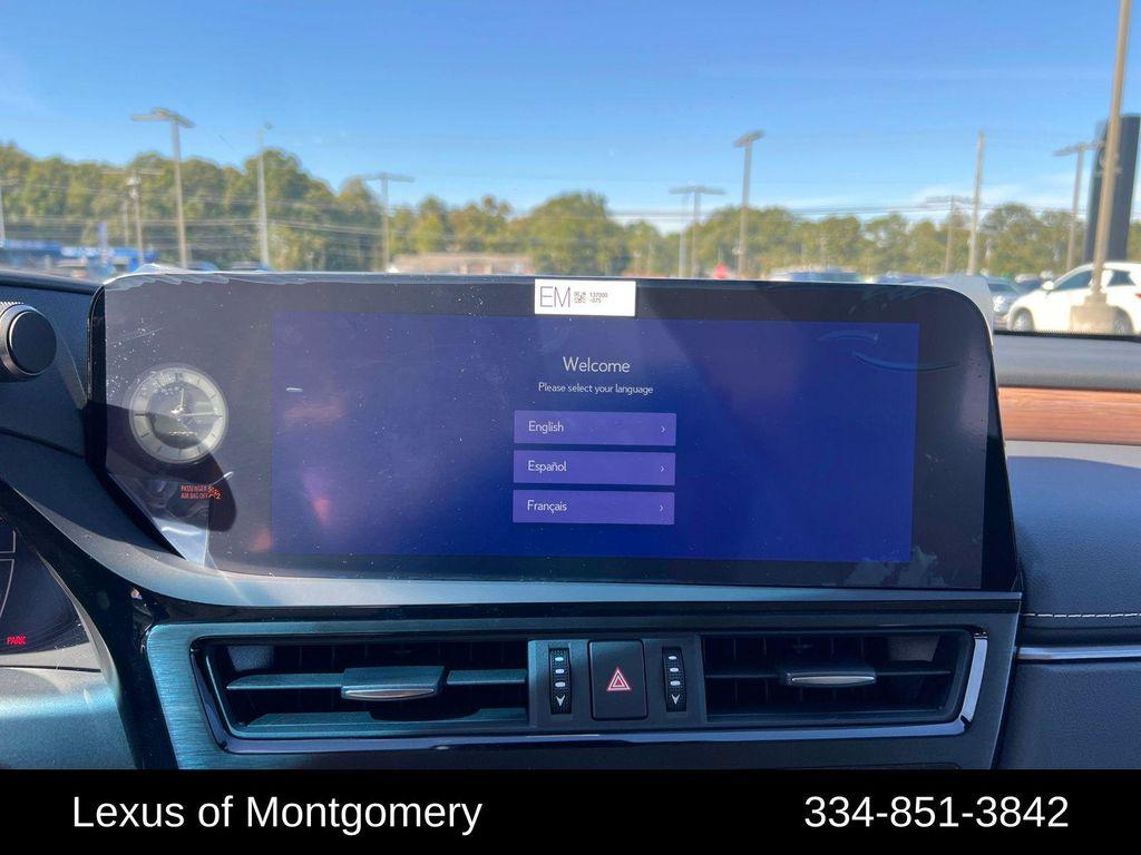 new 2025 Lexus ES 350 car, priced at $50,034