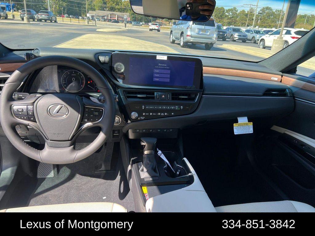 new 2025 Lexus ES 350 car, priced at $50,034