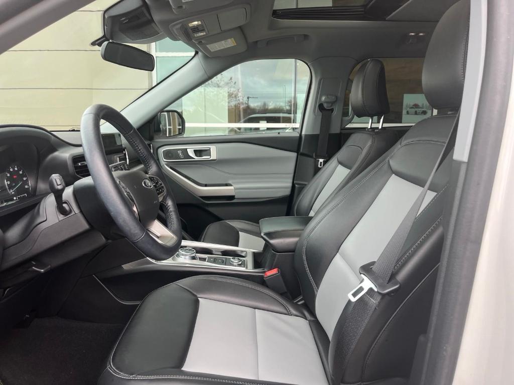 used 2023 Ford Explorer car, priced at $31,644