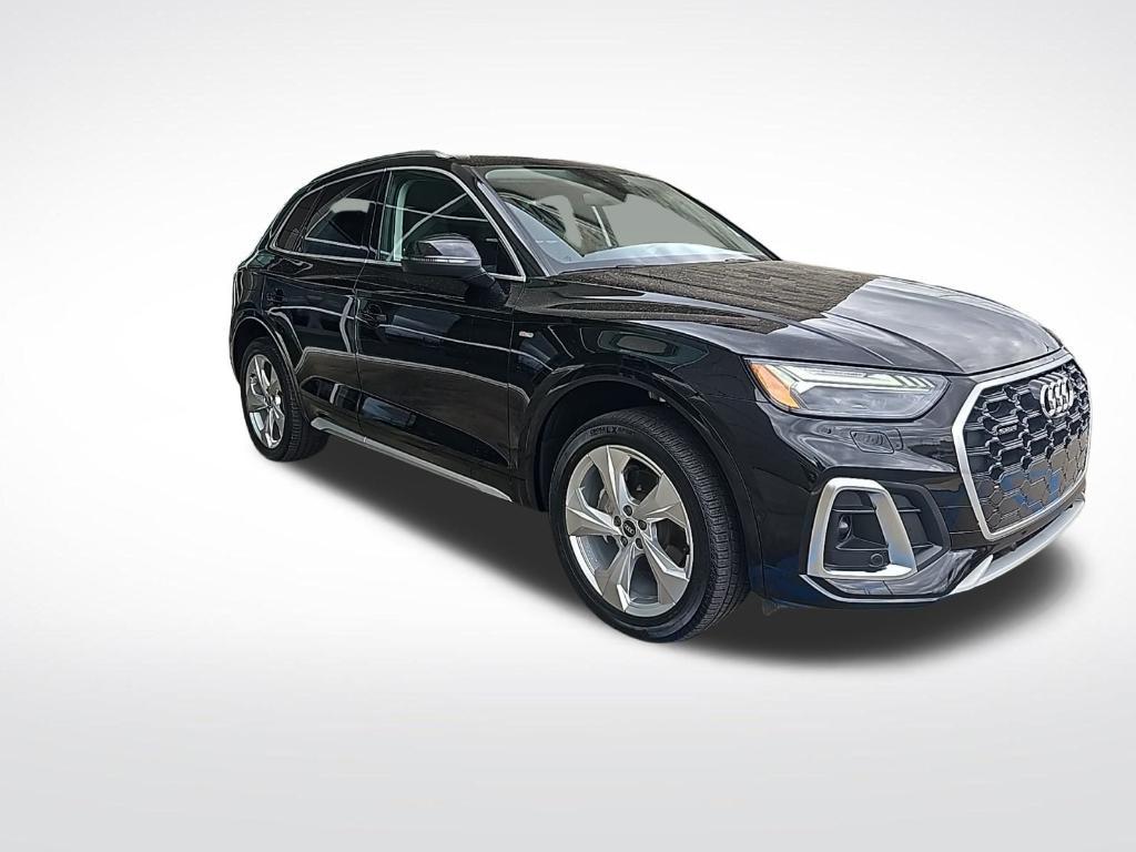 used 2022 Audi Q5 car, priced at $30,199