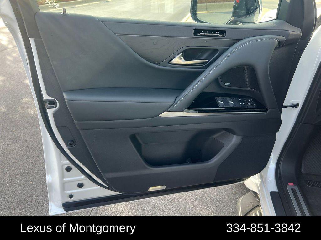 new 2025 Lexus LX 600 car, priced at $119,413