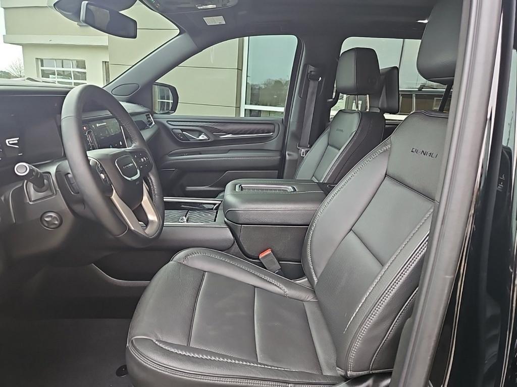 used 2023 GMC Yukon XL car, priced at $60,399